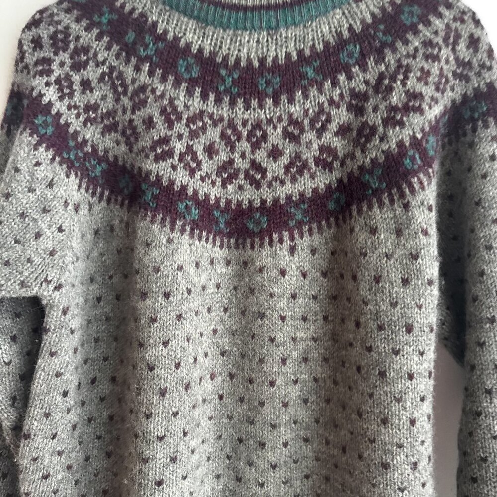Vintage IZOD 100% Virgin Wool FairIsle Pullover Sweater L - Picture 7 of 7